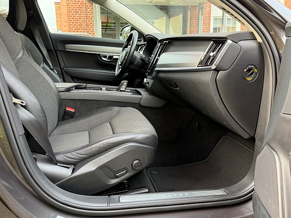 Volvo V90 14 of 20