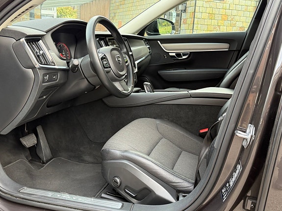 Volvo V90 11 of 20
