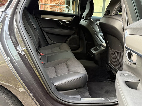 Volvo V90 13 of 20