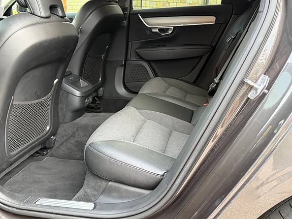 Volvo V90 12 of 20