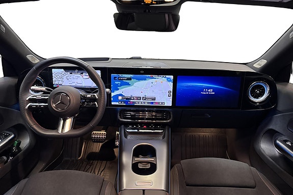 Mercedes-Benz CLA350 6 of 17