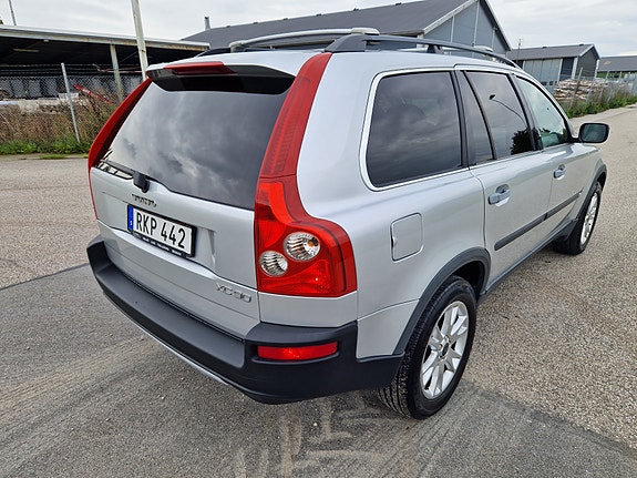 Volvo XC90 9 of 10