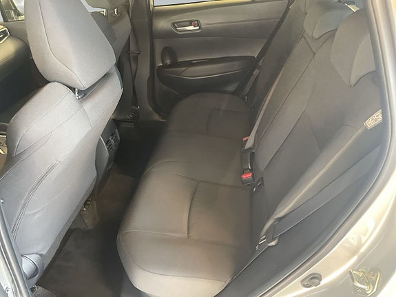 Toyota Corolla Cross 7 of 14