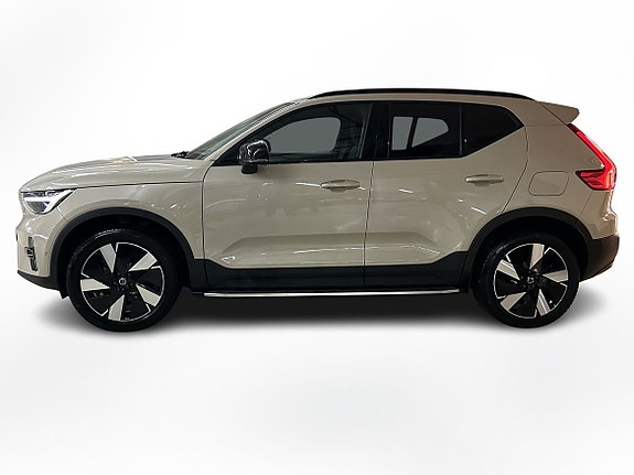 Volvo EX40 3 of 14