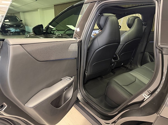 Mazda CX-6e 17 of 19