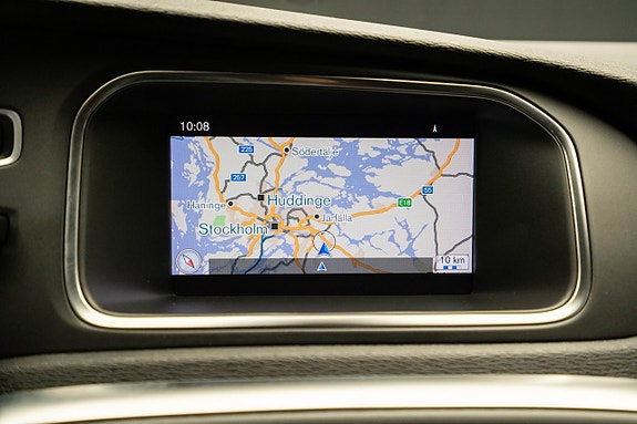 Volvo V40 Cross Country 16 of 27
