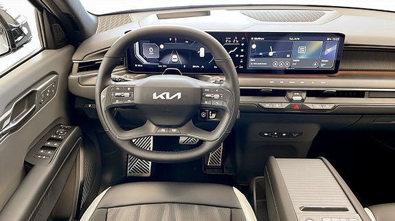 Kia EV9 7 of 12