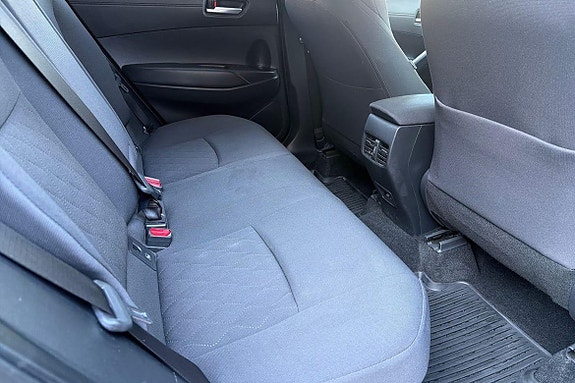 Toyota Corolla Cross 9 of 21