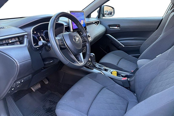 Toyota Corolla Cross 14 of 21