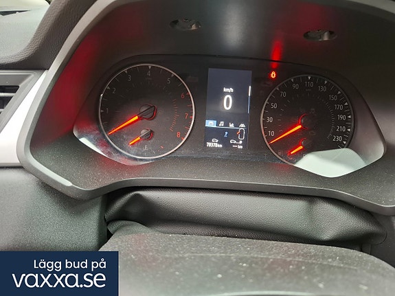 Renault Captur 9 of 19