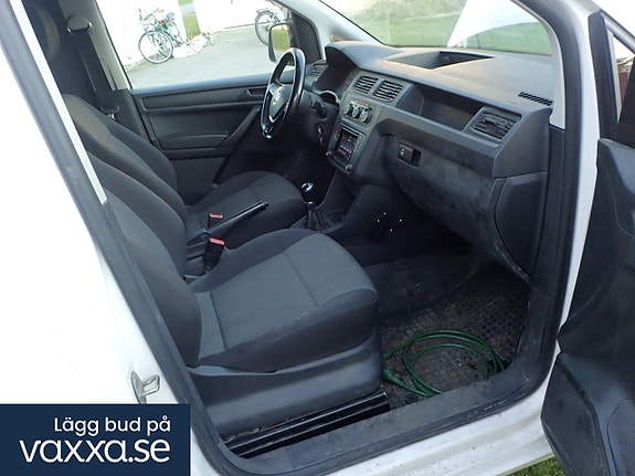 Volkswagen Caddy 18 of 30