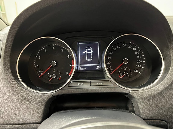 Volkswagen Polo 15 of 18