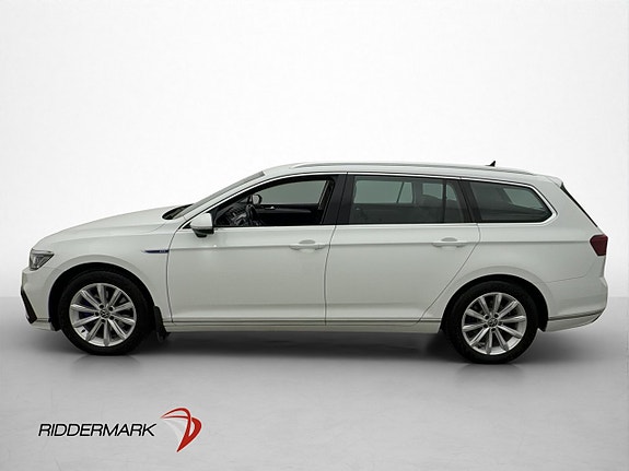 Volkswagen Passat 4 of 30