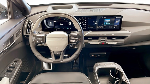 Kia EV5 7 of 12