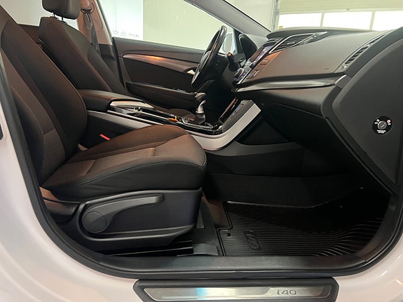 Hyundai i40 16 of 23