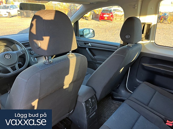 Volkswagen Caddy 19 of 30