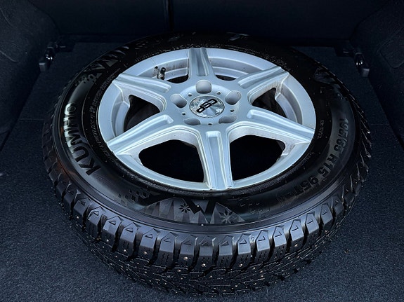 Toyota Auris 14 of 15