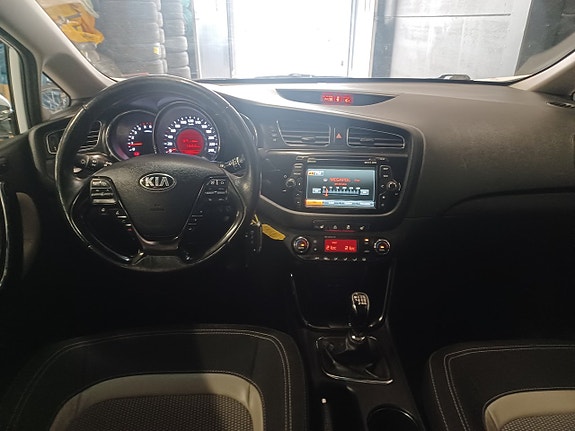 Kia Ceed 18 of 19