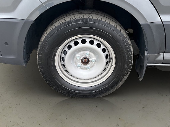 Volkswagen Crafter 30 of 30