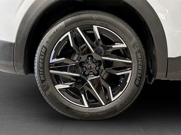Peugeot 3008 16 of 17