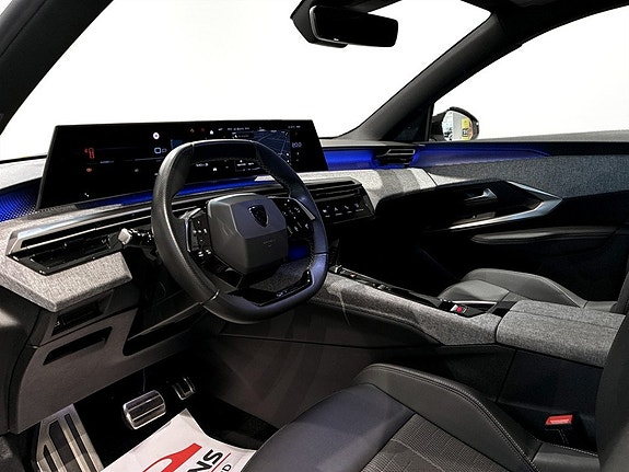 Peugeot 3008 4 of 17