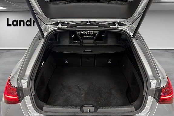 Mercedes-Benz CLA250 e 14 of 19