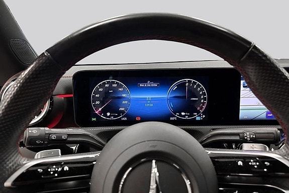 Mercedes-Benz CLA250 e 10 of 19