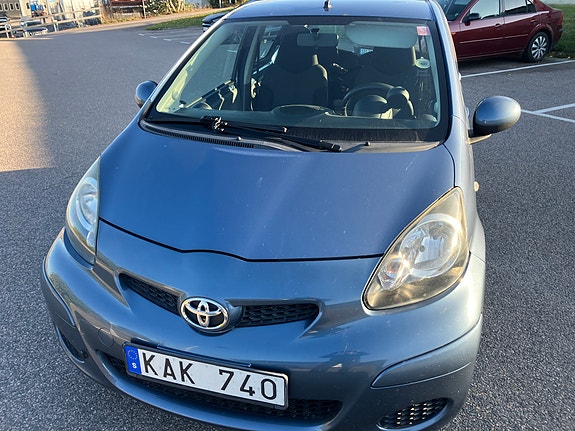 Toyota Aygo 4 of 13