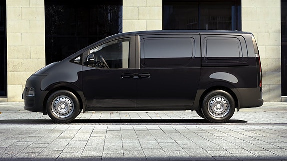 Hyundai Staria 7 of 13