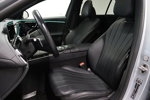 Mercedes-Benz E300 de 25 of 27