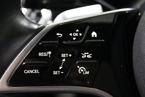 Mercedes-Benz E300 de 21 of 27