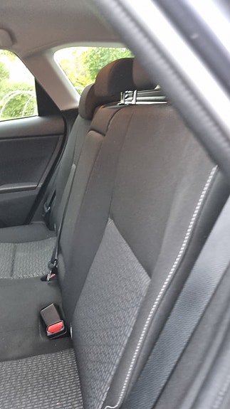 Toyota Auris 11 of 17