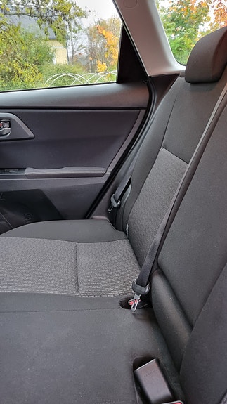 Toyota Auris 9 of 17