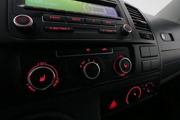 Volkswagen Transporter 19 of 24