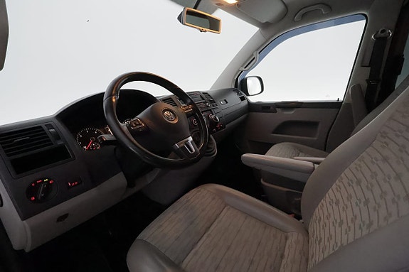 Volkswagen Transporter 10 of 24
