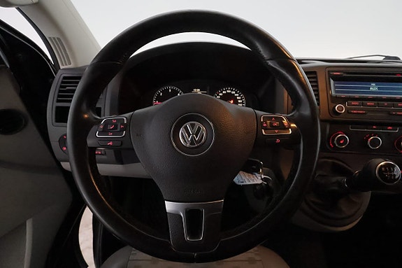 Volkswagen Transporter 11 of 24