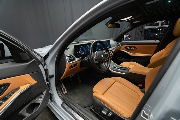 BMW 330e 19 of 28