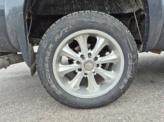 Chevrolet Silverado 2500 22 of 22