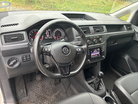 Volkswagen Caddy Maxi 14 of 30