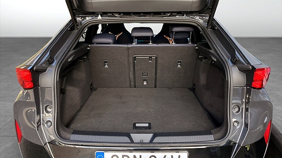 Cupra Tavascan 13 of 15