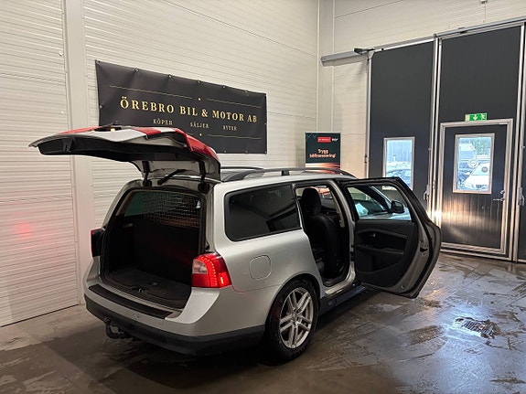 Volvo V70 5 of 7