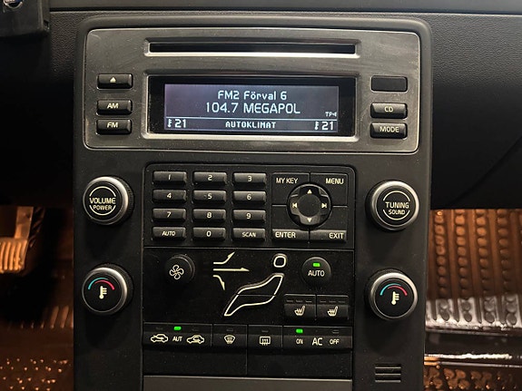 Volvo V70 7 of 7