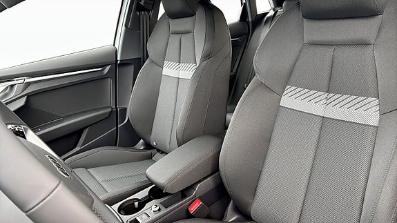 Audi A3 8 of 13