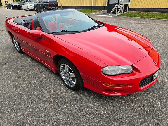 Chevrolet Camaro 3 of 13
