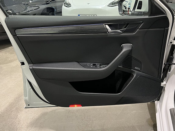Skoda Superb 8 of 30