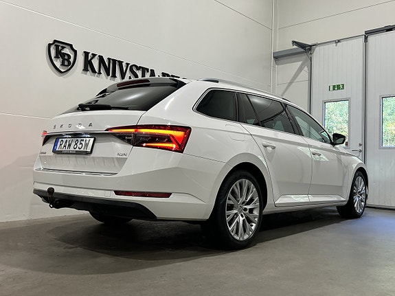 Skoda Superb 28 of 30