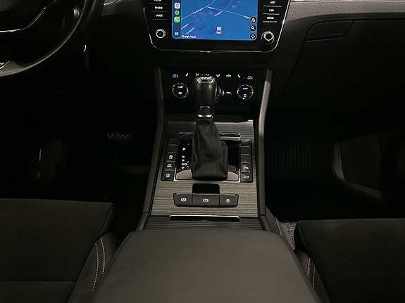 Skoda Superb 19 of 30