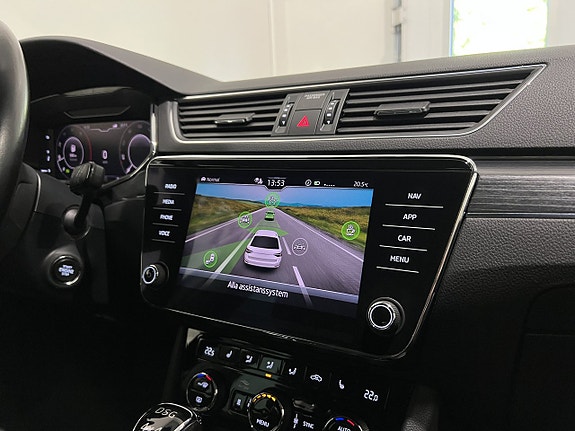 Skoda Superb 25 of 30