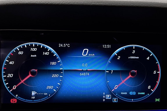 Mercedes-Benz E220 11 of 21