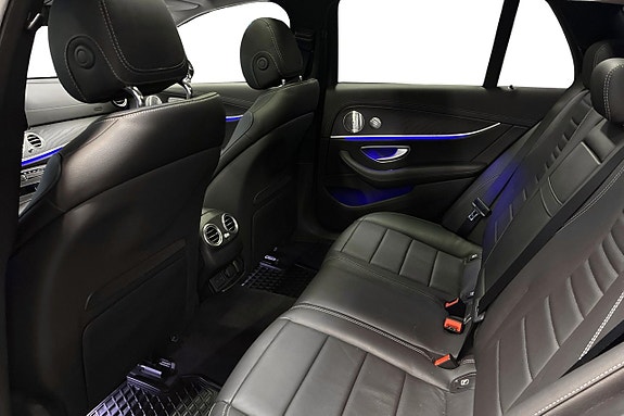 Mercedes-Benz E220 13 of 21